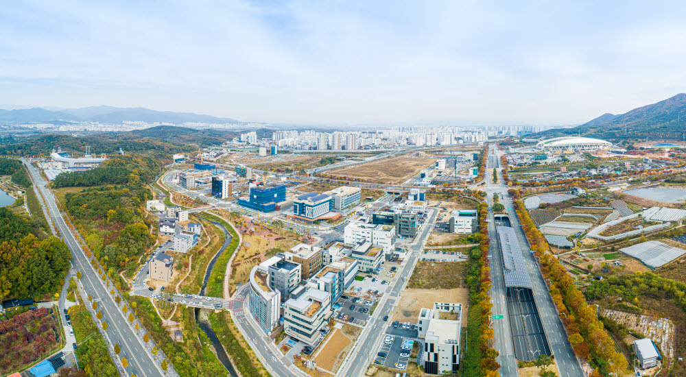 SW산업 핵심 거점으로 떠오른 대구수성알파시티 전경