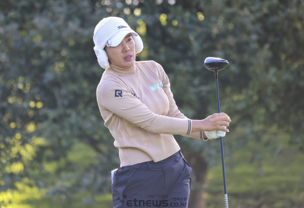 [포토]최민경, 안전한 곳으로 보내요