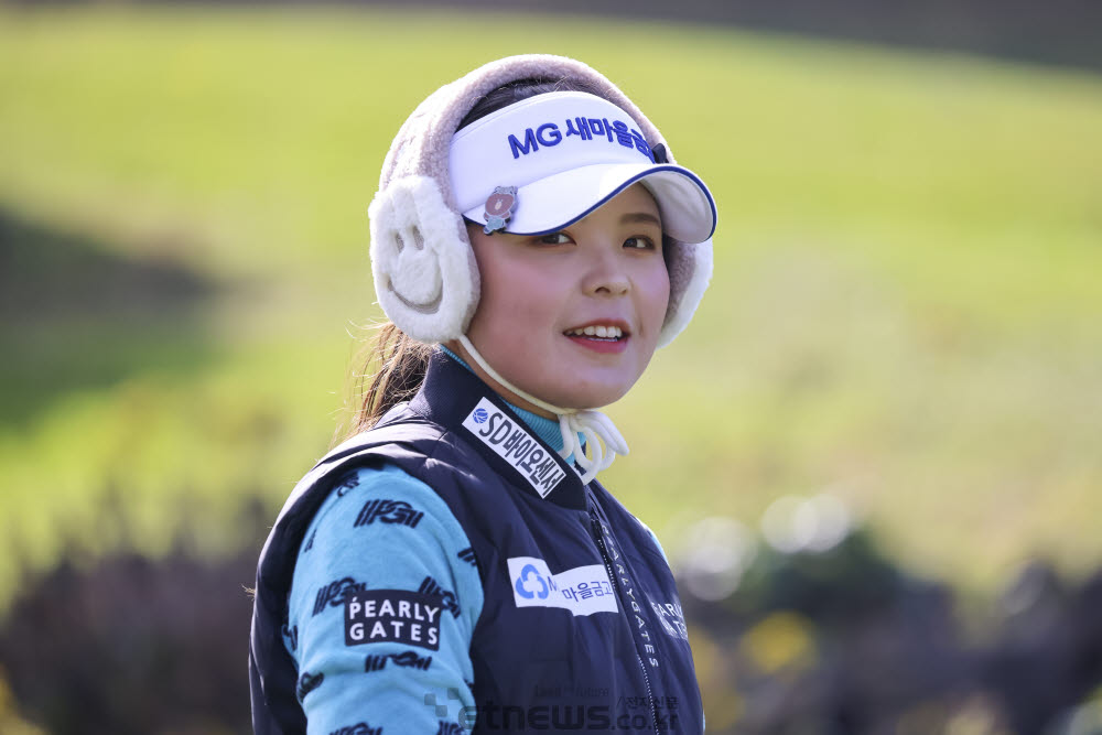 [포토]송가은, 귀여움 폭발 패션