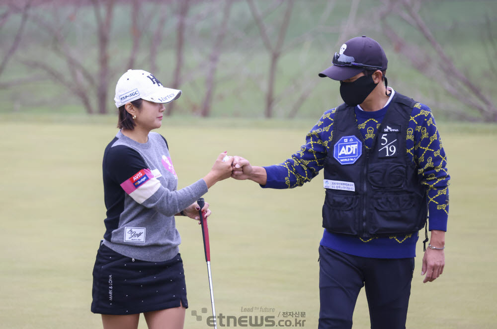 [포토]이보미, 멋지게 성공하는 파세이브