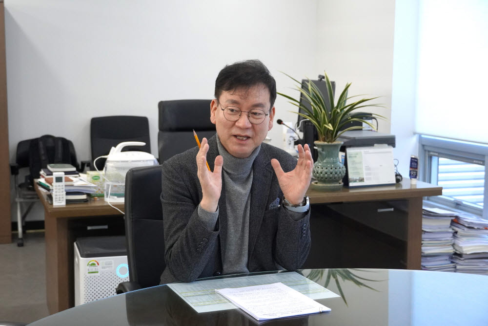 김형균 부산테크노파크 원장