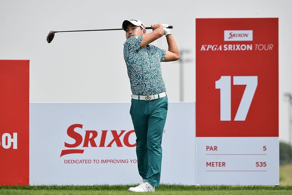 스릭슨 상금순위 1위로 2023년 KPGA 코리안투어에 데뷔하는 김상현.