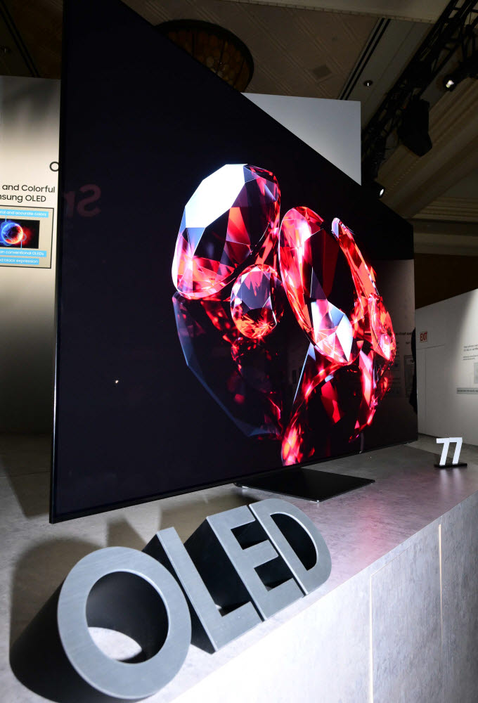 [CES2023 포토]삼성전자 77형 OLED 공개