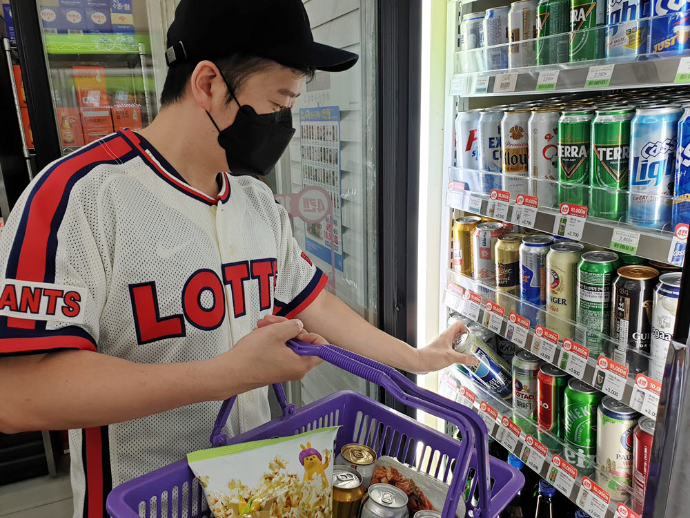 CU, WBC 선전 기원 야구 마케팅 실시