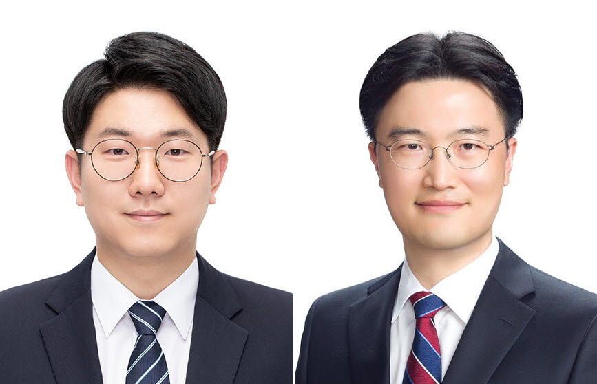 고성능 저온형 고체산화물 연료전지 시스템을 개발한 신성수 금오공대 교수(왼쪽)와 김형철 KIST 박사.