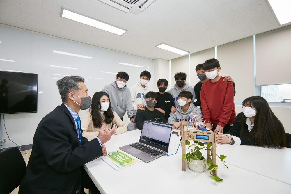 가천대학교 주관 집합형 캠프 모습.(사진=슬롯사이트 추천 제공)